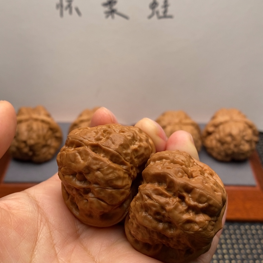 把件文玩核桃边40左右