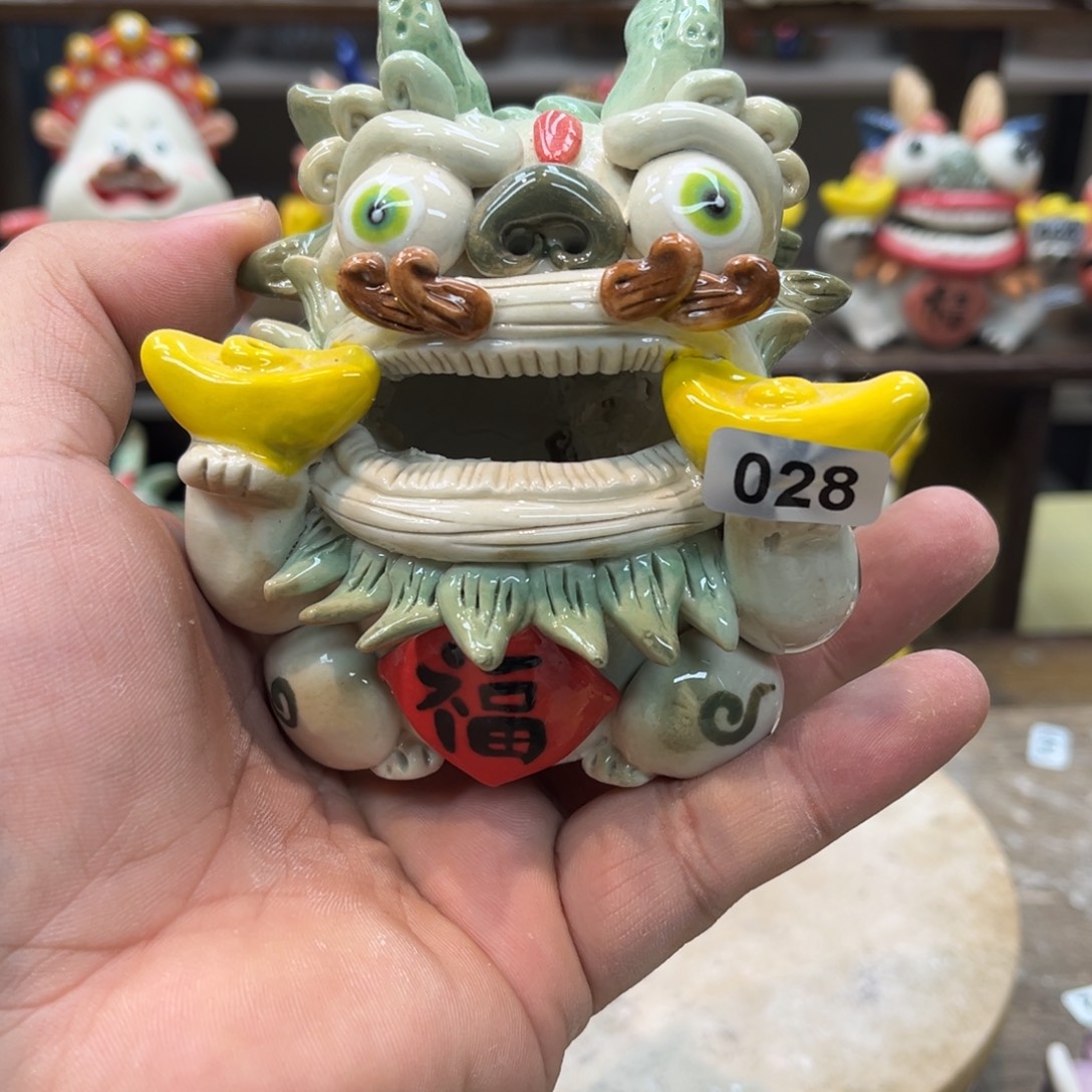 摆件纯手工抽象陶瓷摆件028