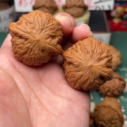 【闪购商品】文玩核桃吊坠40铁锤