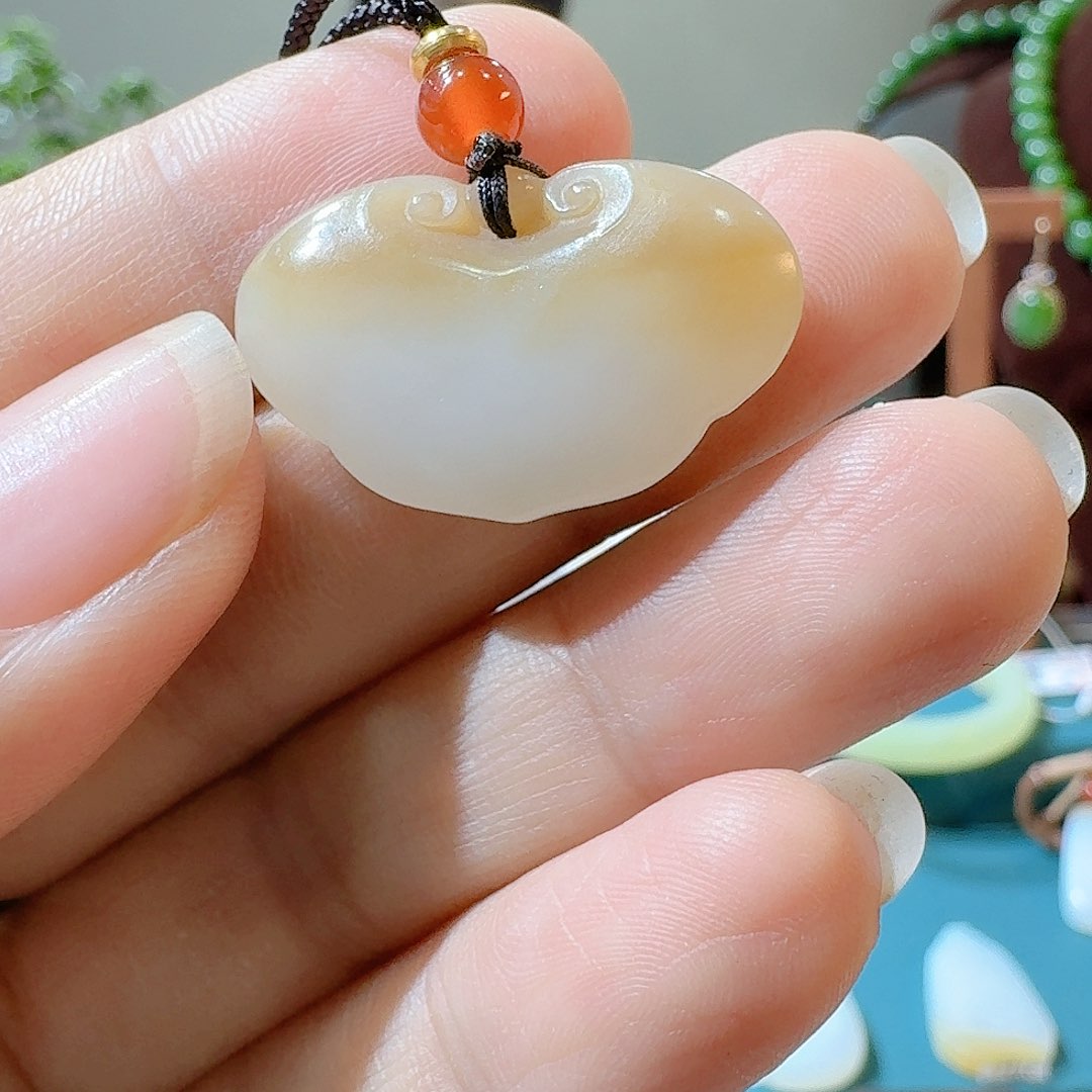 和田玉如意锁未镶嵌