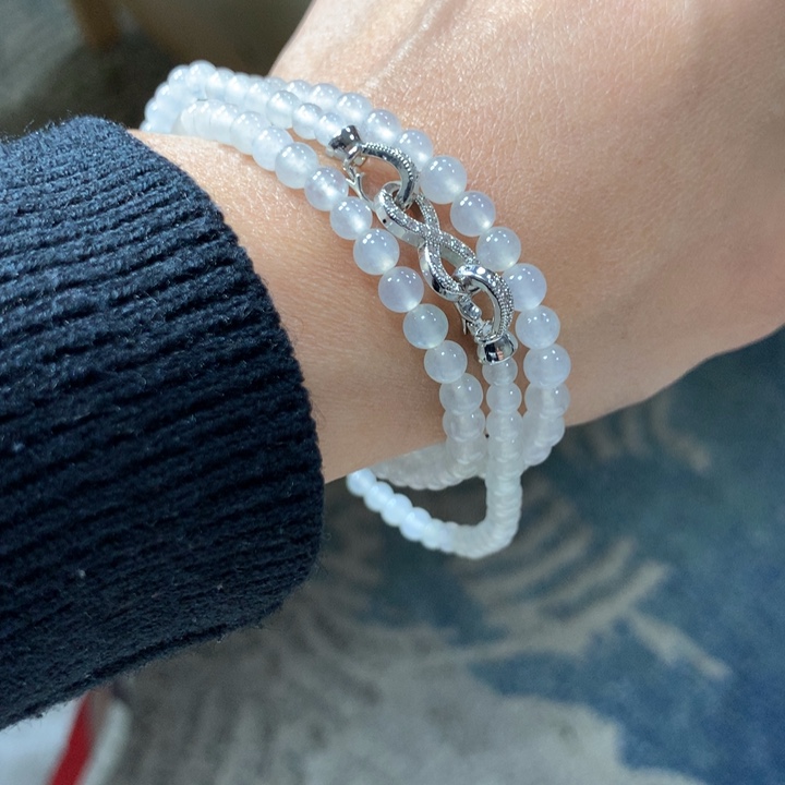 翡翠颈饰未镶嵌惊喜