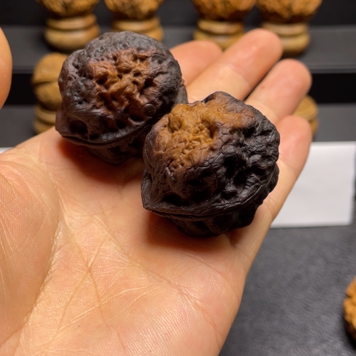 吊坠文玩核桃F毒王37