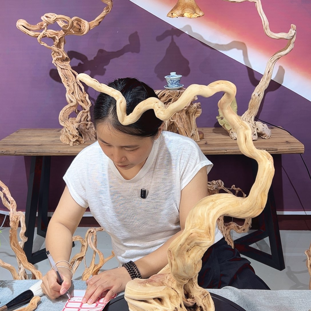 邦***饰天然杜鹃根根艺摆件
