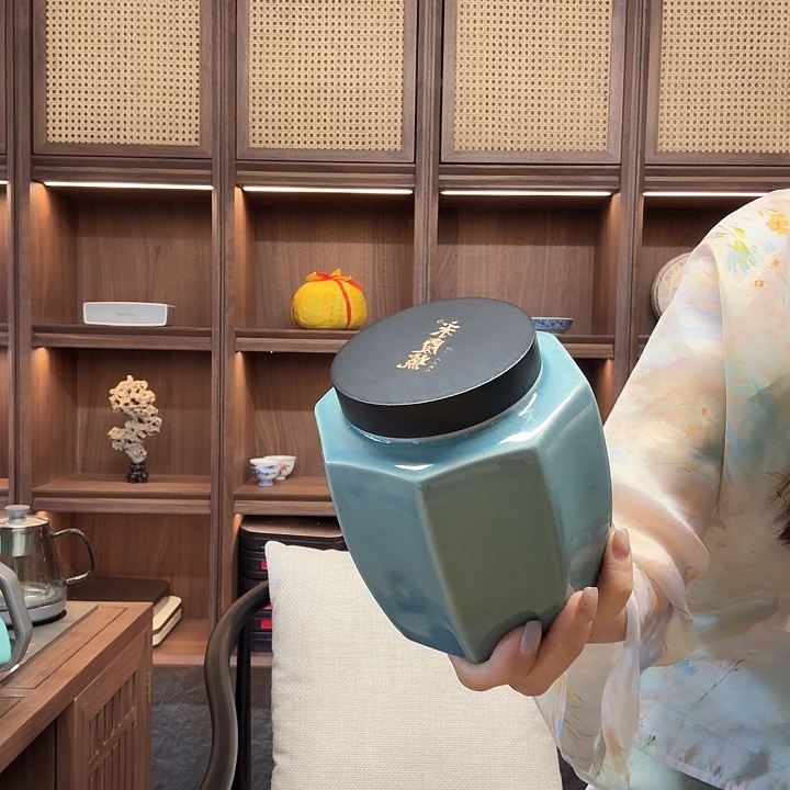 高端熟茶瓷礼盒180