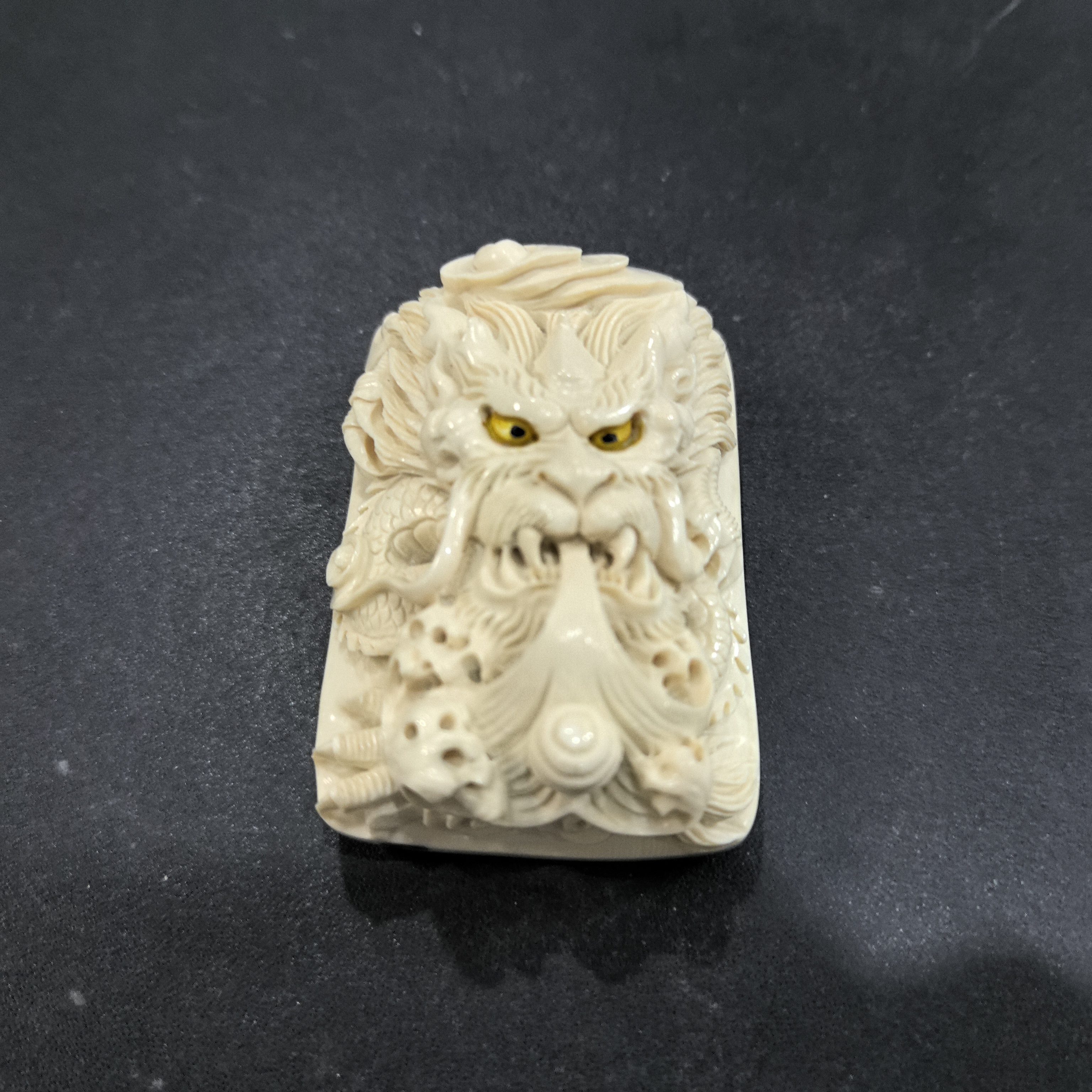 猛犸约77克雕刻件ZL2801