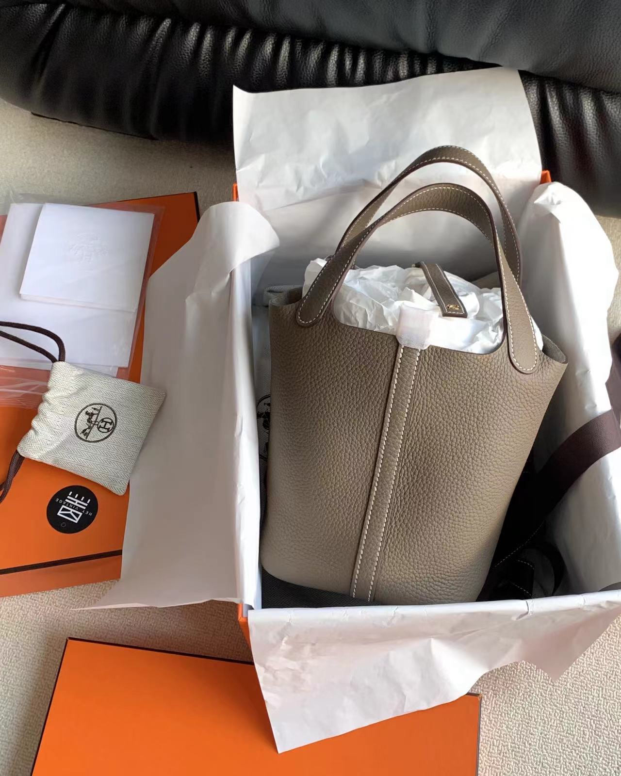 未使用 Hermes/爱马仕 k刻大象灰金18菜篮子包  15982550