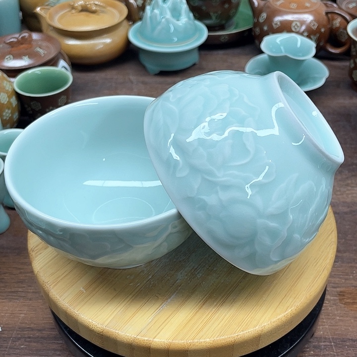 微瑕特价青瓷4.5寸2个