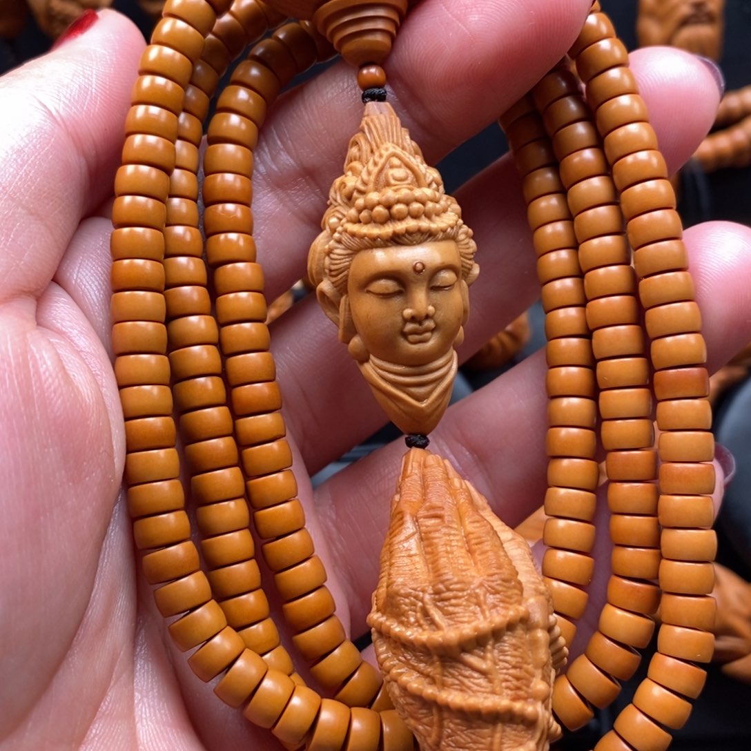 橄榄核手串观音脖挂