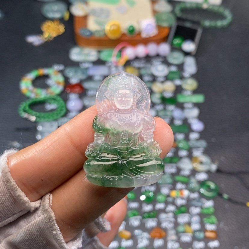 【闪购商品】翡翠挂件未镶嵌观音