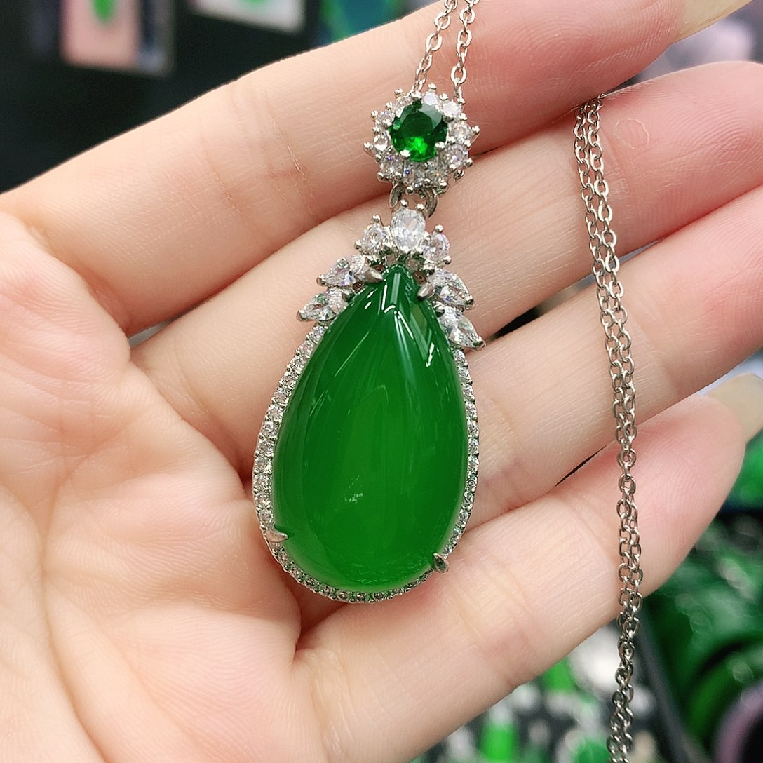 合金吊坠玛瑙/玉髓