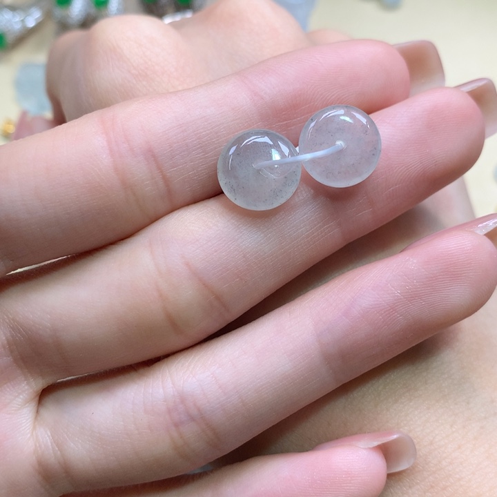 翡翠未镶嵌颈饰扣子一对