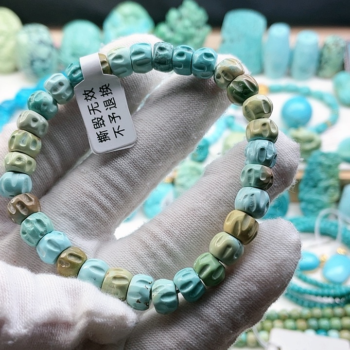 绿松石配饰未镶嵌