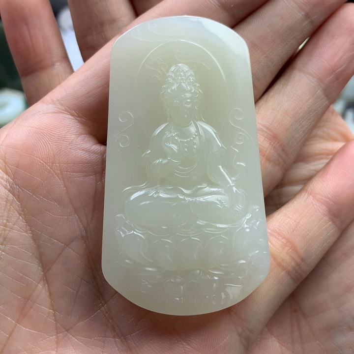 和田玉颈饰未镶嵌?****复