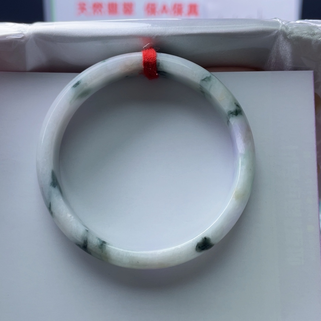 小***。翡翠未镶嵌手镯56