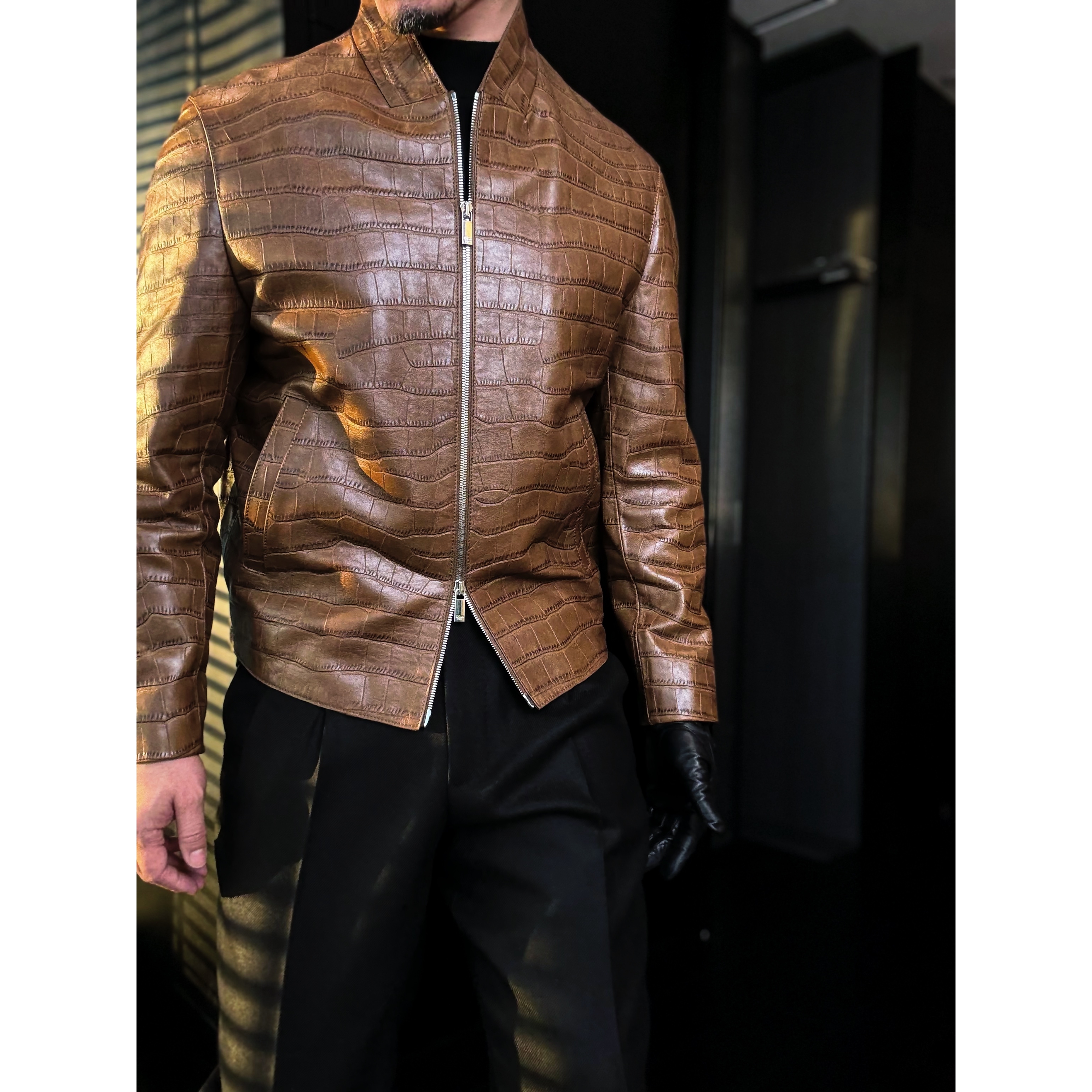 DRUNKCORNER 【牛皮+鳄鱼纹】V领拼接拉链夹克短款皮外套时尚长袖