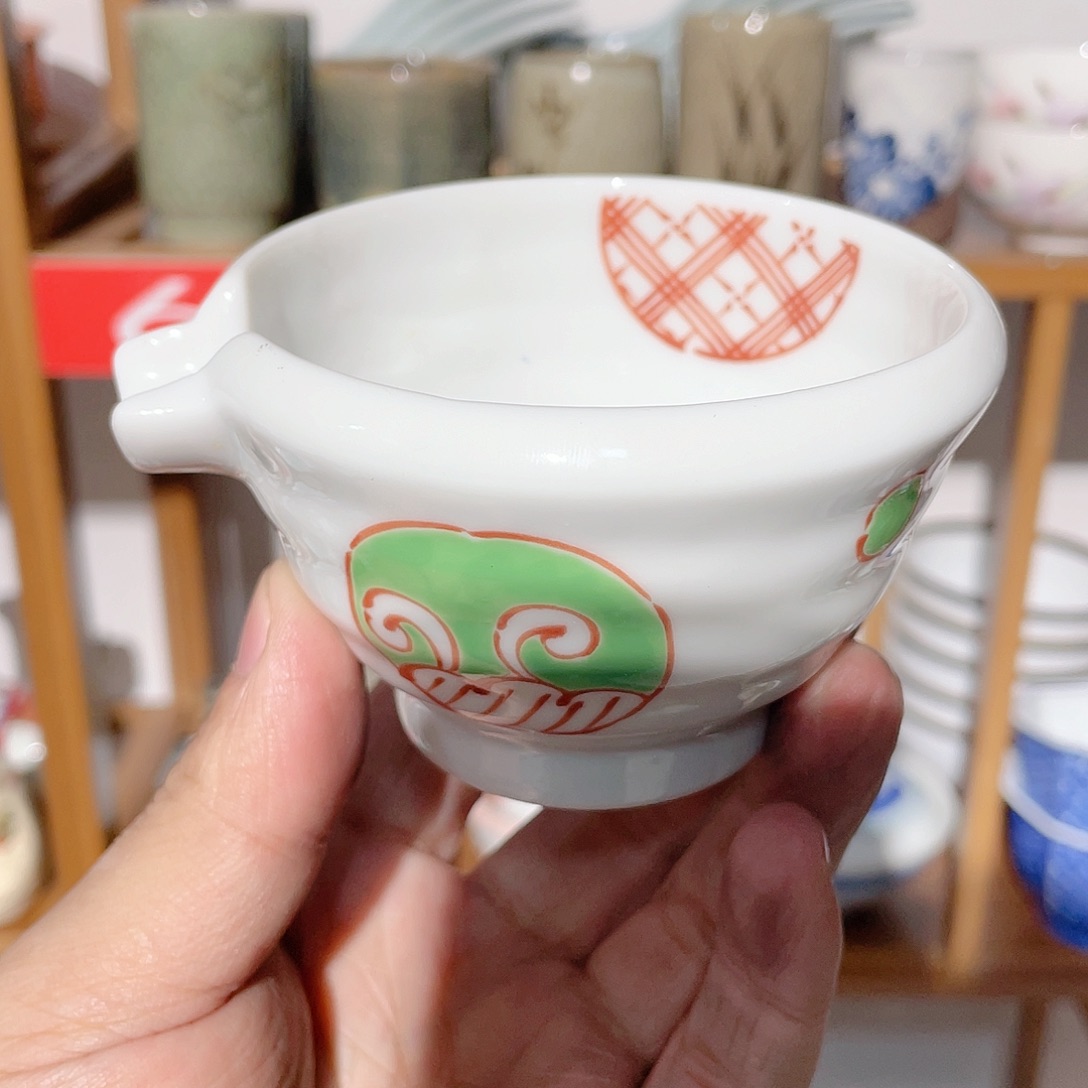 全新清秀底款内外赤绘胶质釉彩绘公道杯