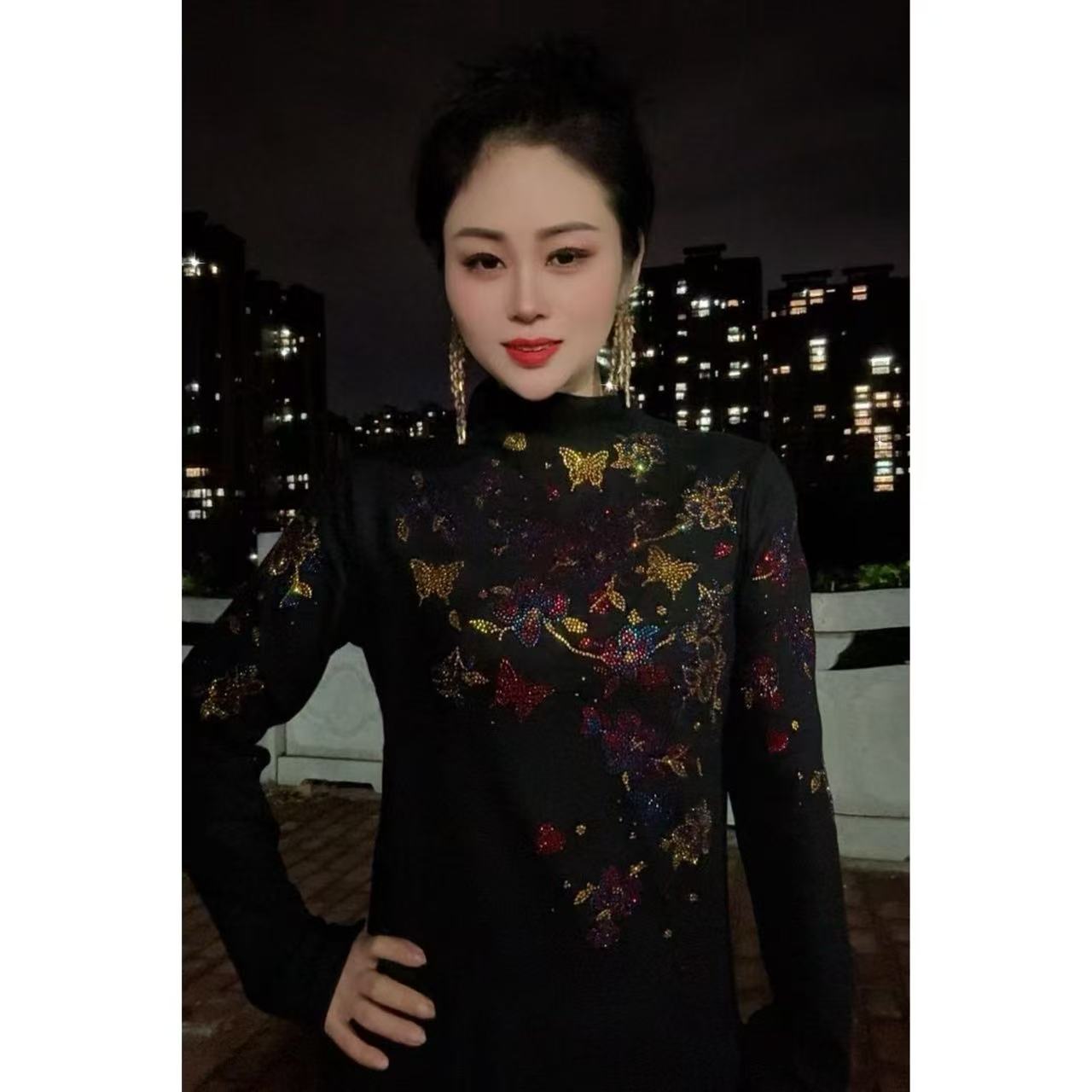 【香香爆款803#加绒】打底衫女内搭秋冬时尚烫钻上衣修身显瘦