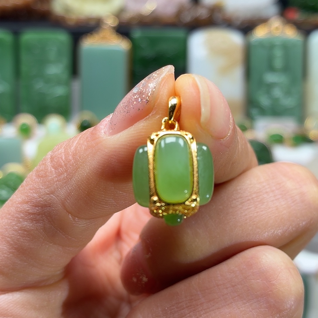 和田玉银S925镶嵌颈饰