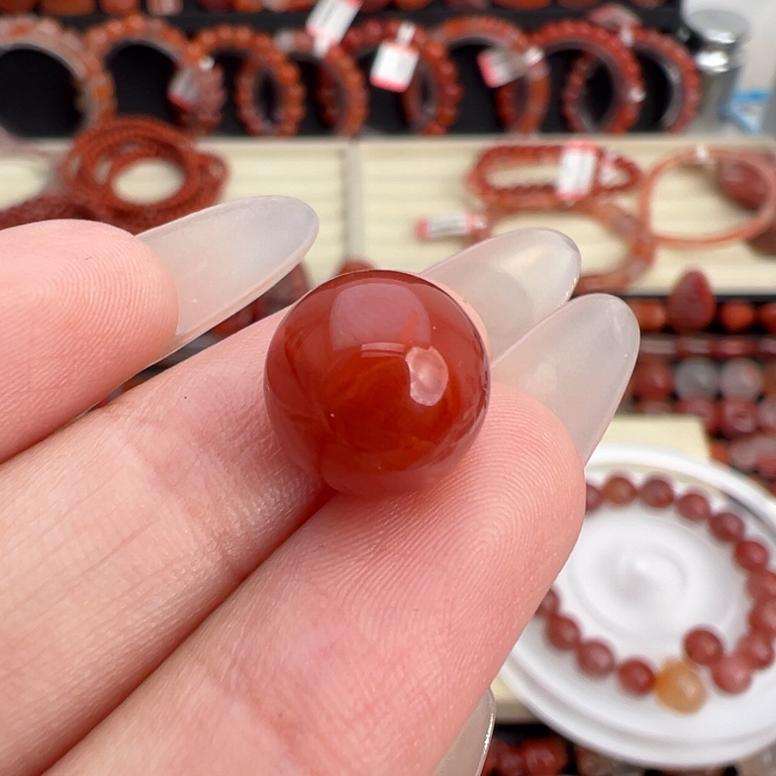 沙***g南红玛瑙未镶嵌颈饰火焰单珠卡11+