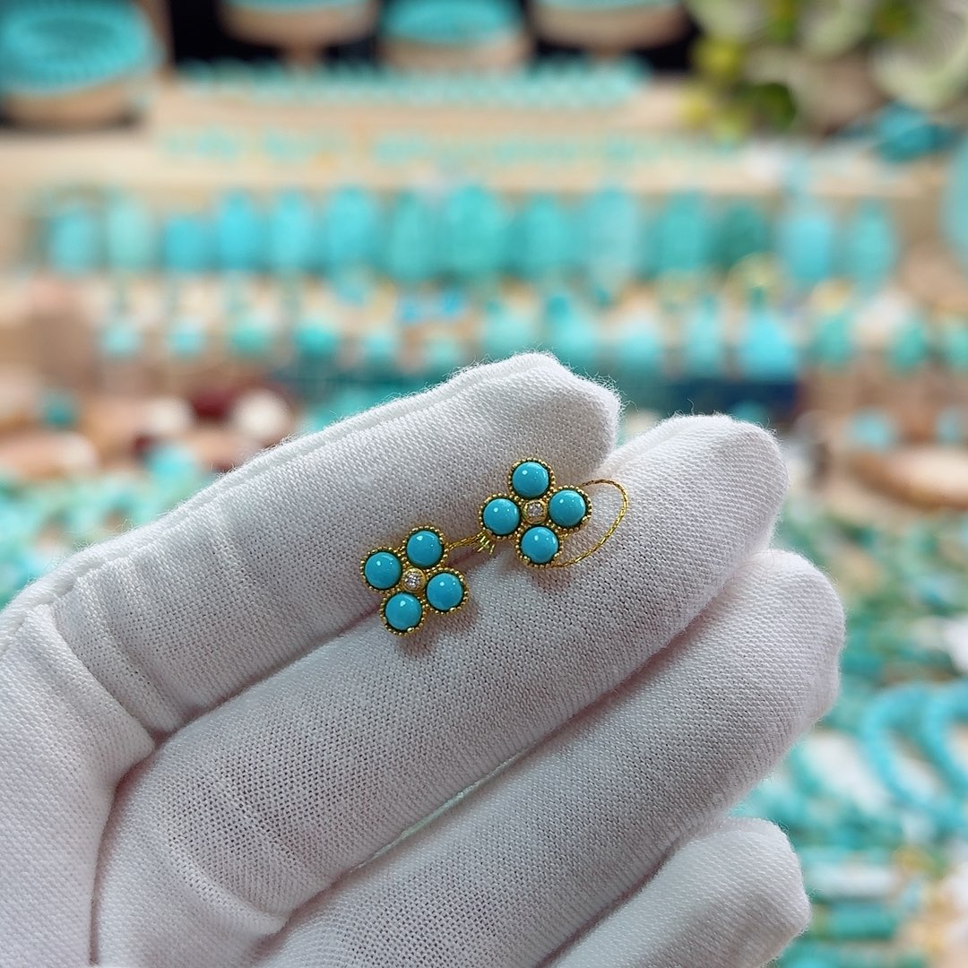 绿松石18K金镶嵌珠宝奇石