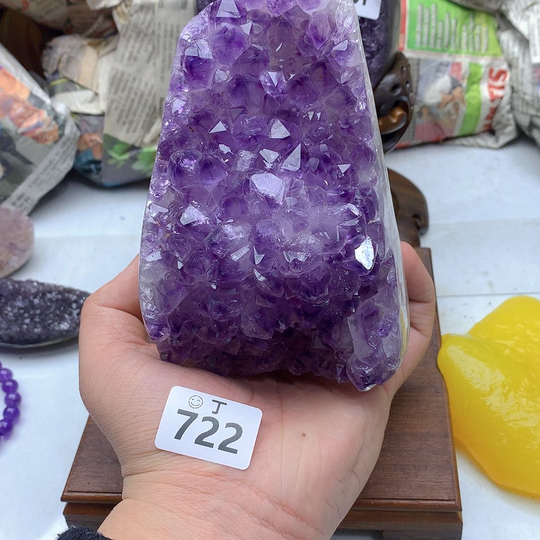 紫晶大型摆件（非配饰）未镶嵌