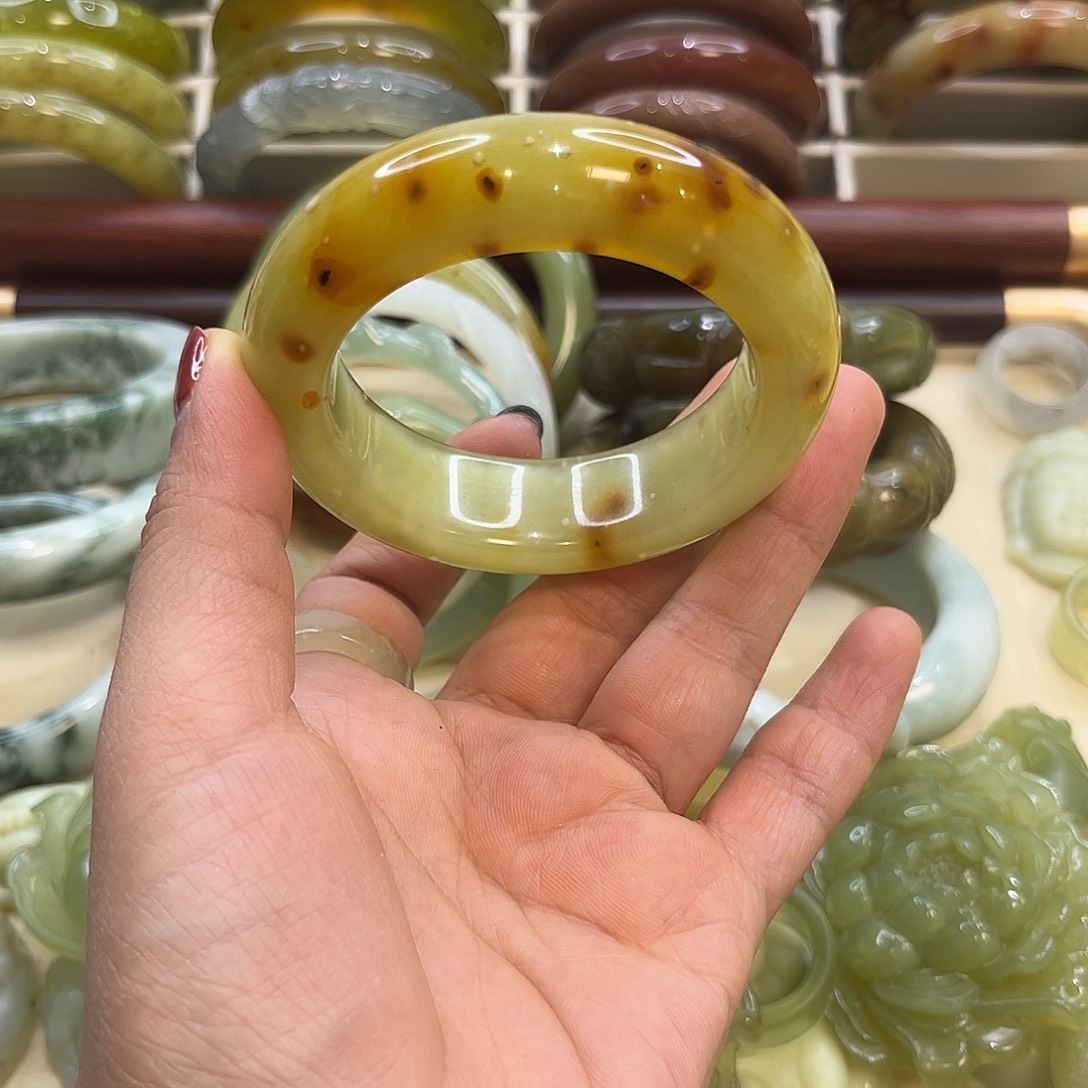 蛇纹石玉未镶嵌手镯6号53.6