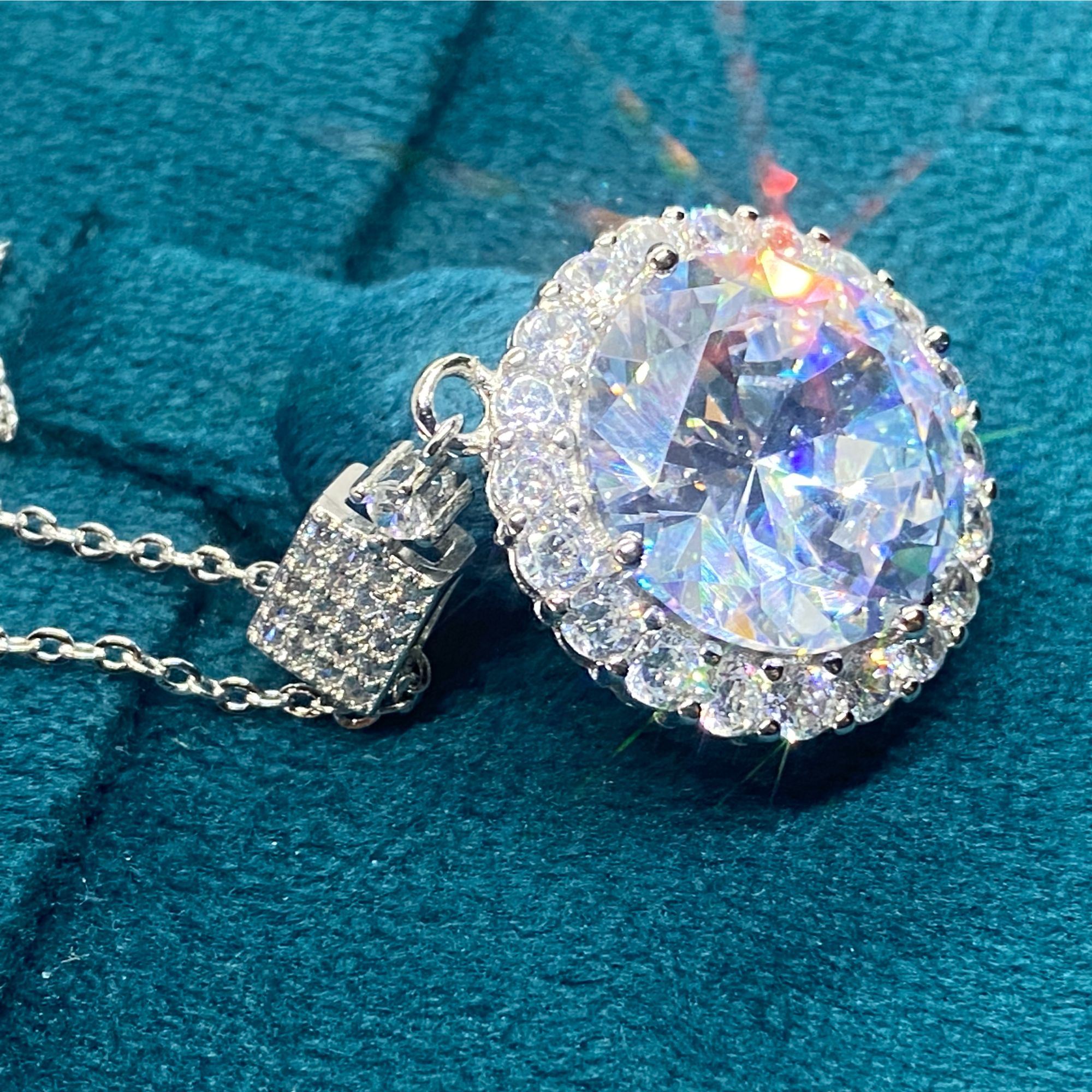 【南非库里南】NFKLN 高端奢华定制 圆包太阳花吊坠 029