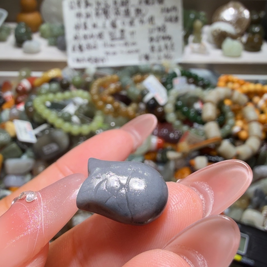 和田玉未镶嵌珠宝奇石