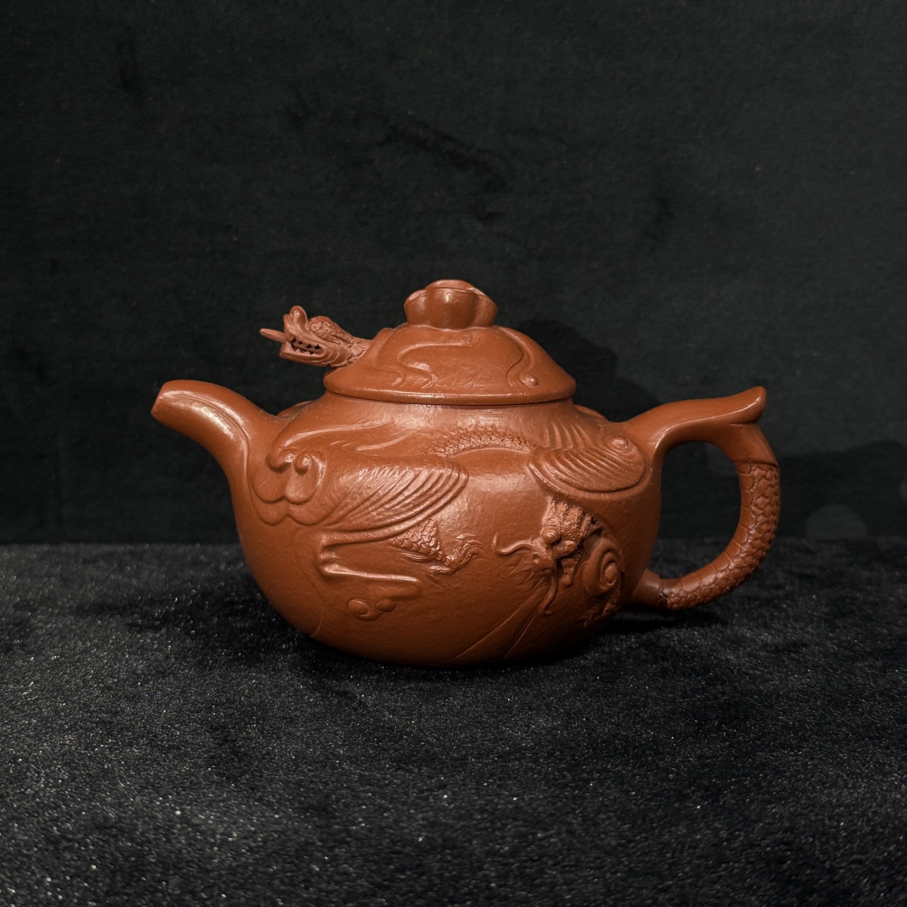 16/H103037/薛锋/紫砂壶鱼化龙/大红袍