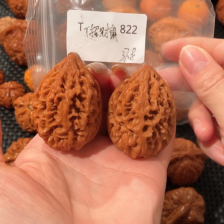 文玩核桃吊坠招财鼠37肚43