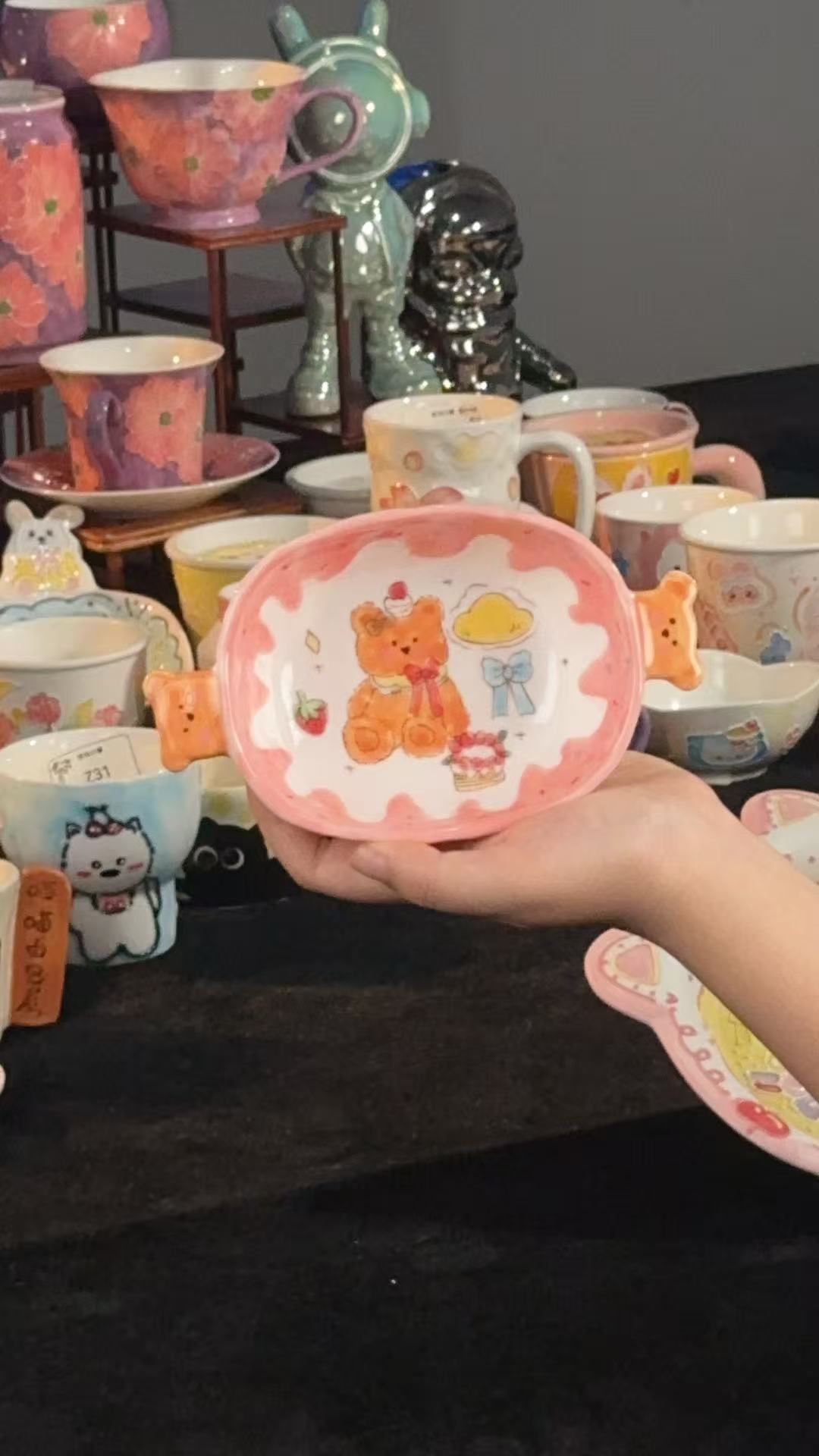 手工手绘小熊餐盘