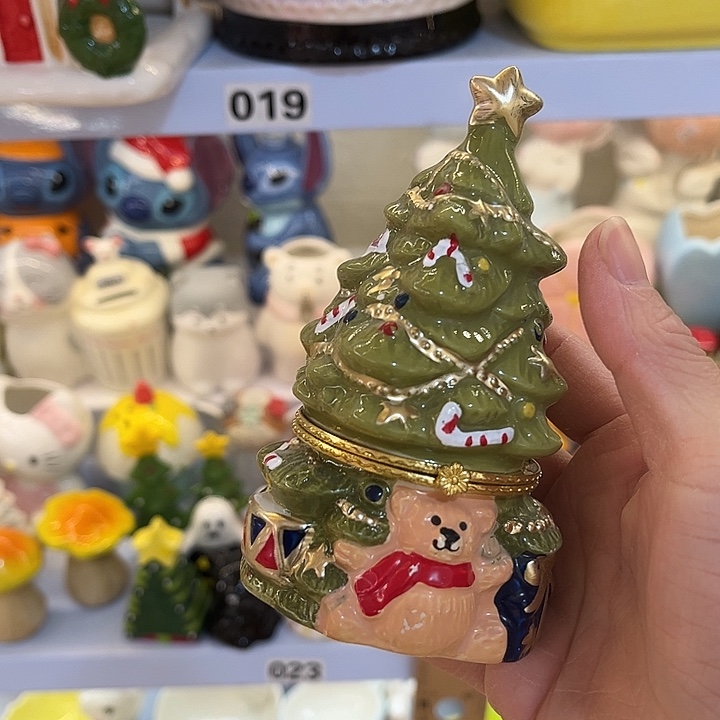 陶瓷微瑕介意慎拍釉色不均