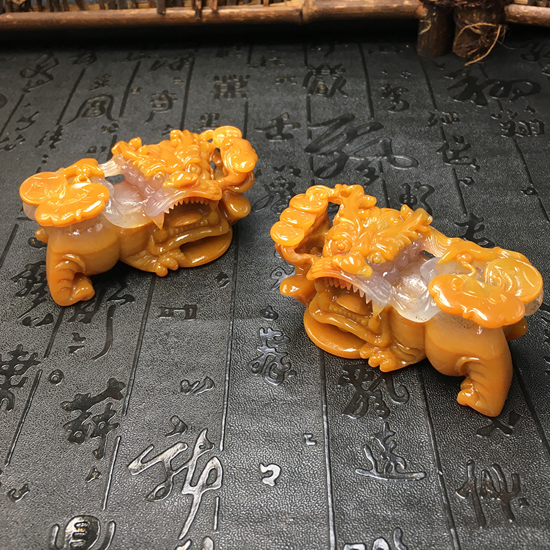 天然正品黄龙玉龙头霸王貔貅手把玩件一对阴阳眼