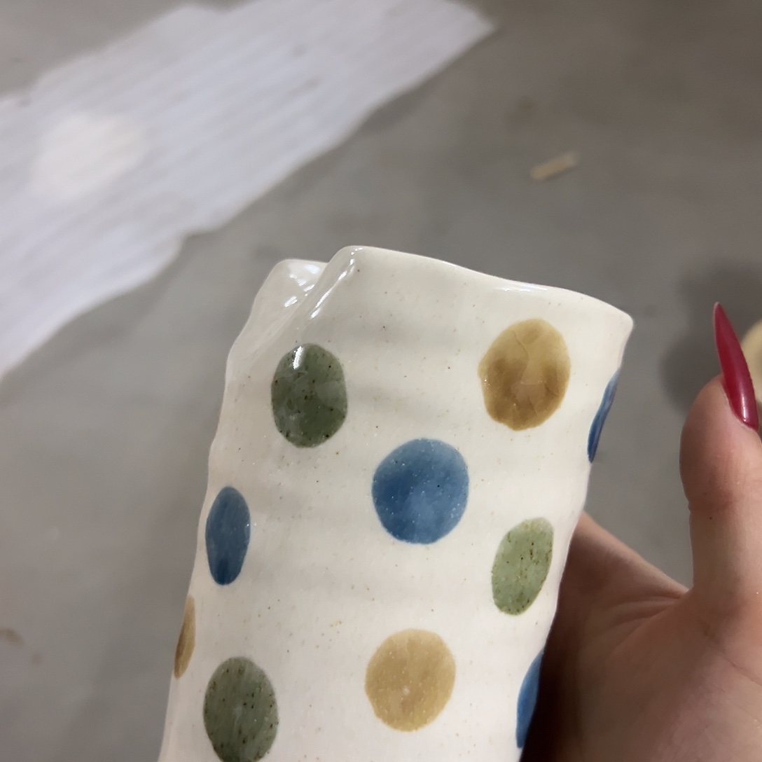 陶微瑕波点吸管杯一个