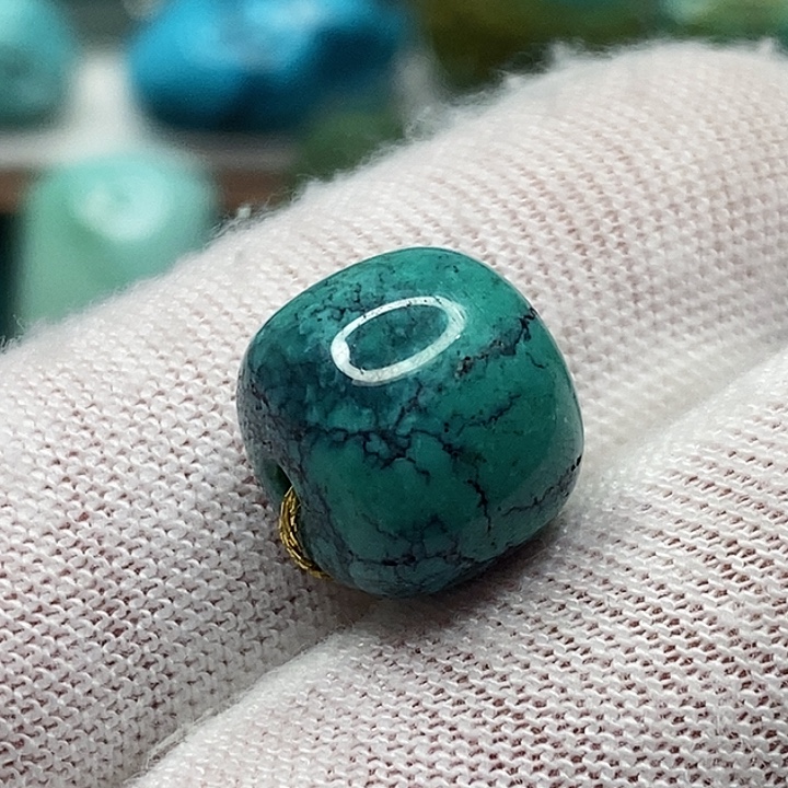 绿松石未镶嵌天然原矿 地大质检