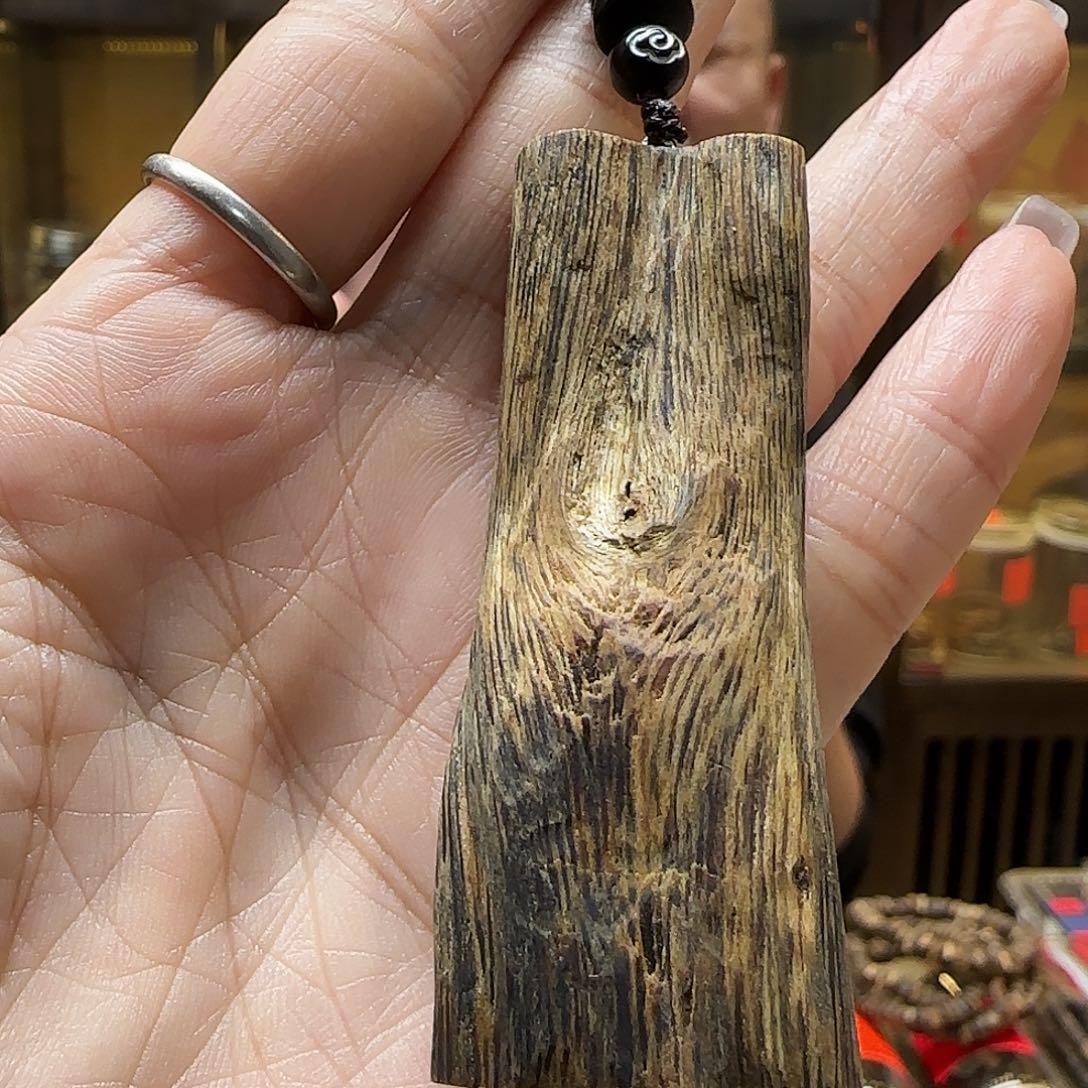 沉香沉香碎屑37素牌11.2g