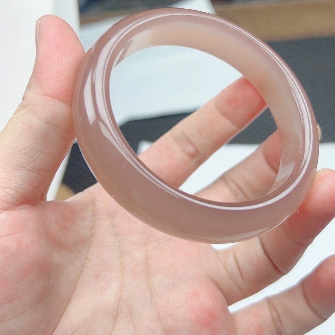 藕紫葡萄紫手镯精美干净宽版手镯  百搭时尚送女友高端大气小众