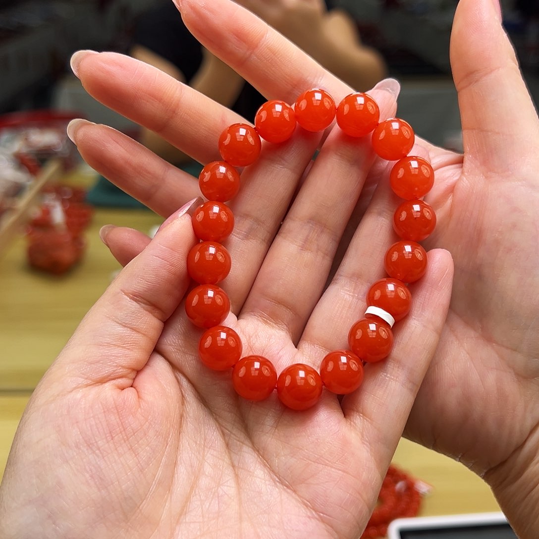 南红玛瑙保山手串11mm多样性发一未镶嵌