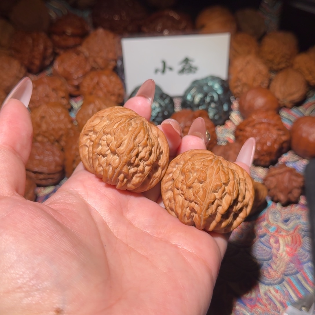 M***X把件文玩核桃1476号42蓟县山地磨盘狮子头文玩核桃
