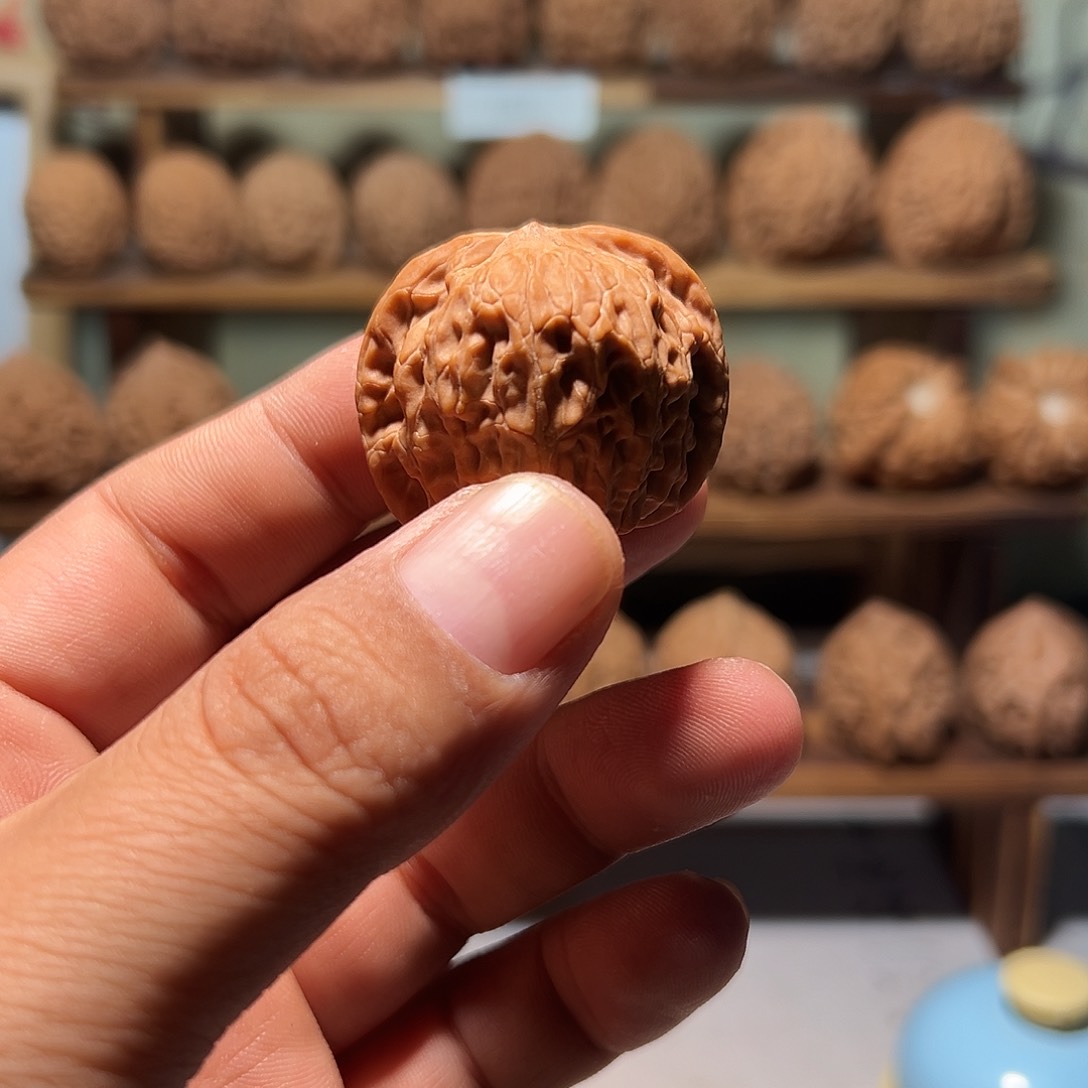 文玩核桃，粉磨正桩