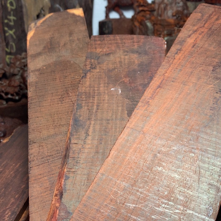 檀香紫檀（小叶紫檀）猫****售