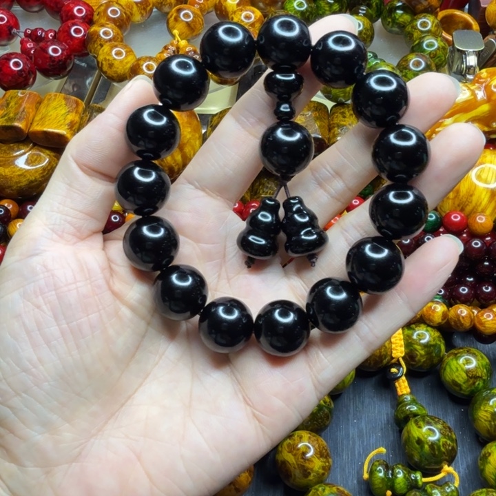 松木琥珀木文玩手串