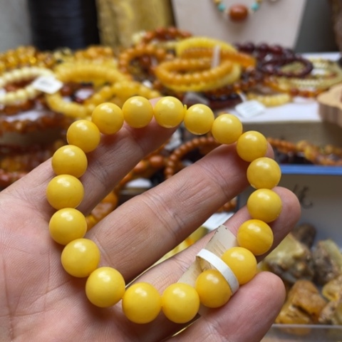 未镶嵌蜜蜡手串手串