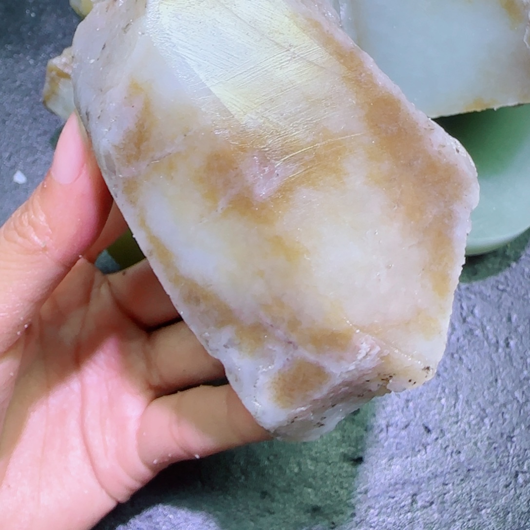 和田玉未镶嵌珠宝半成品