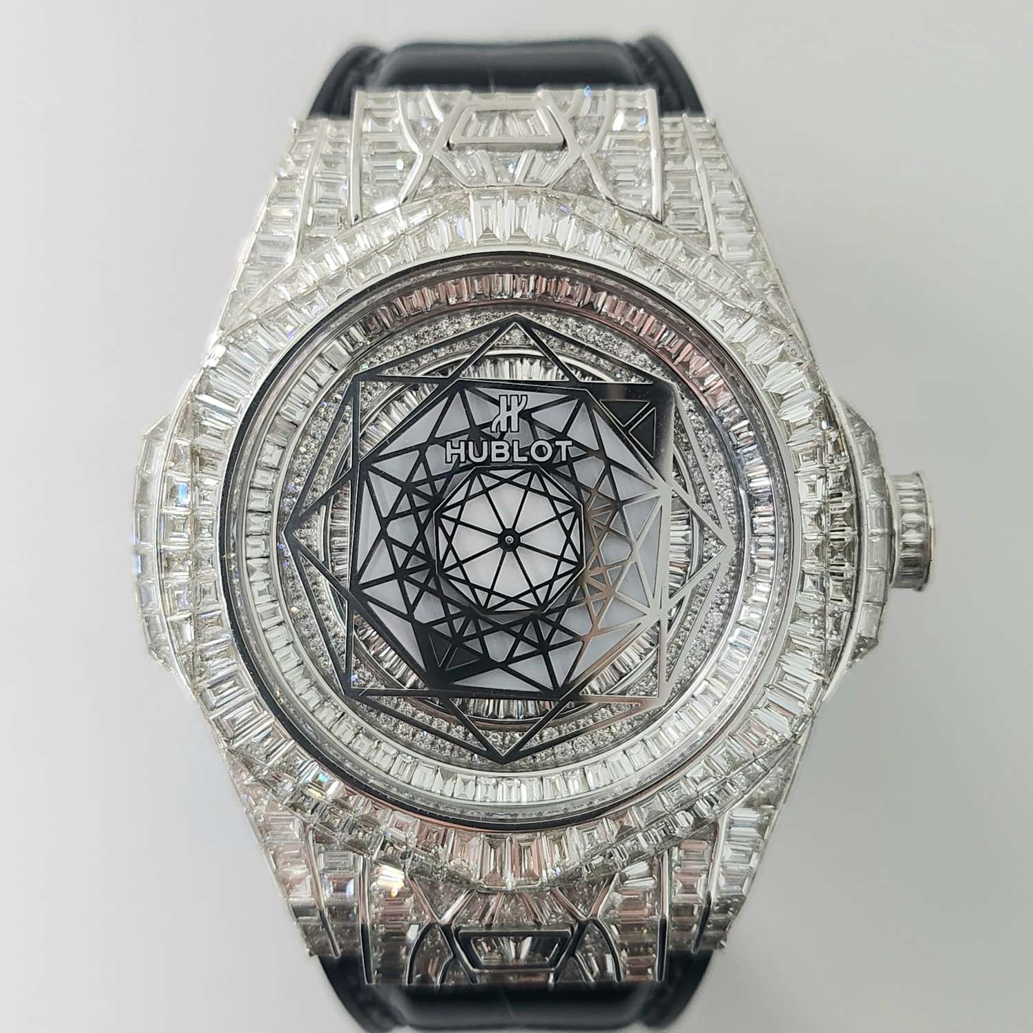 95新 Hublot/宇舶表 大爆炸刺青单表/白金后镶T钻/表径45经典名表