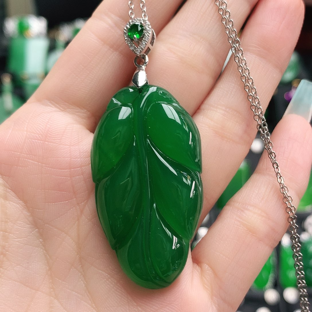 玛瑙/玉髓吊坠未镶嵌