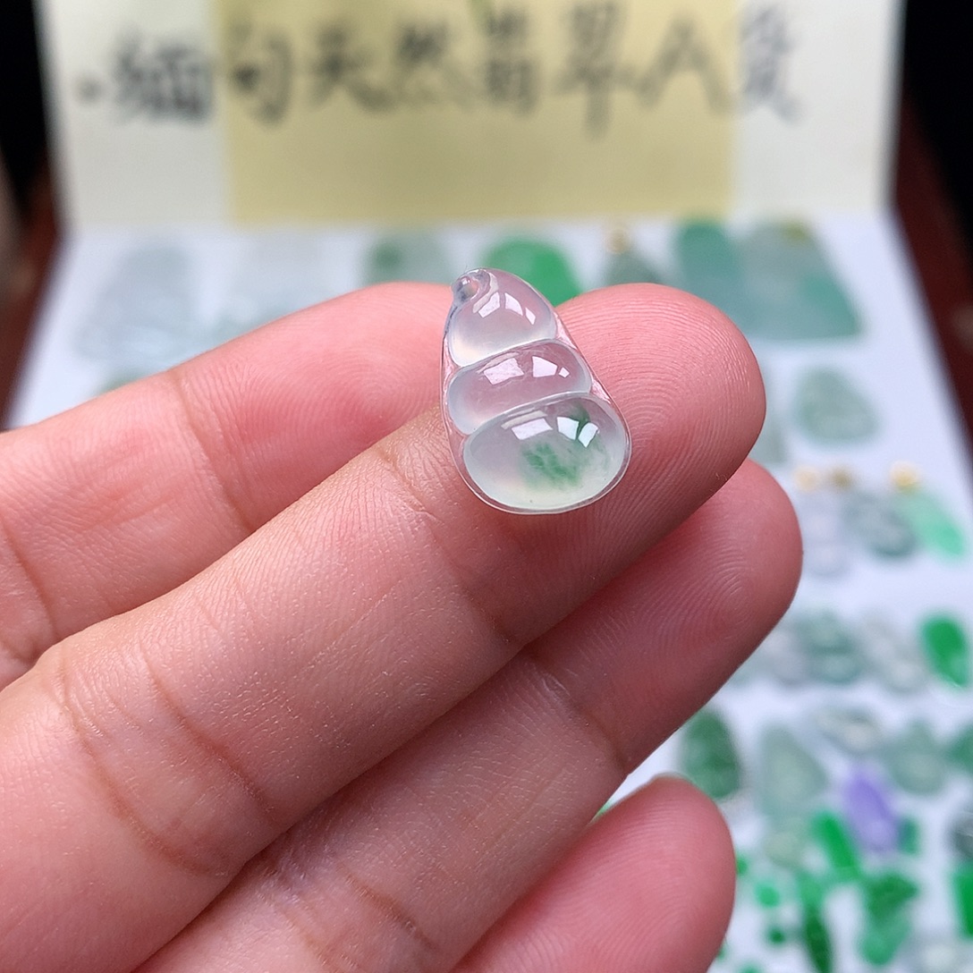 翡翠裸石缅甸天然A货翡翠冰种豆子