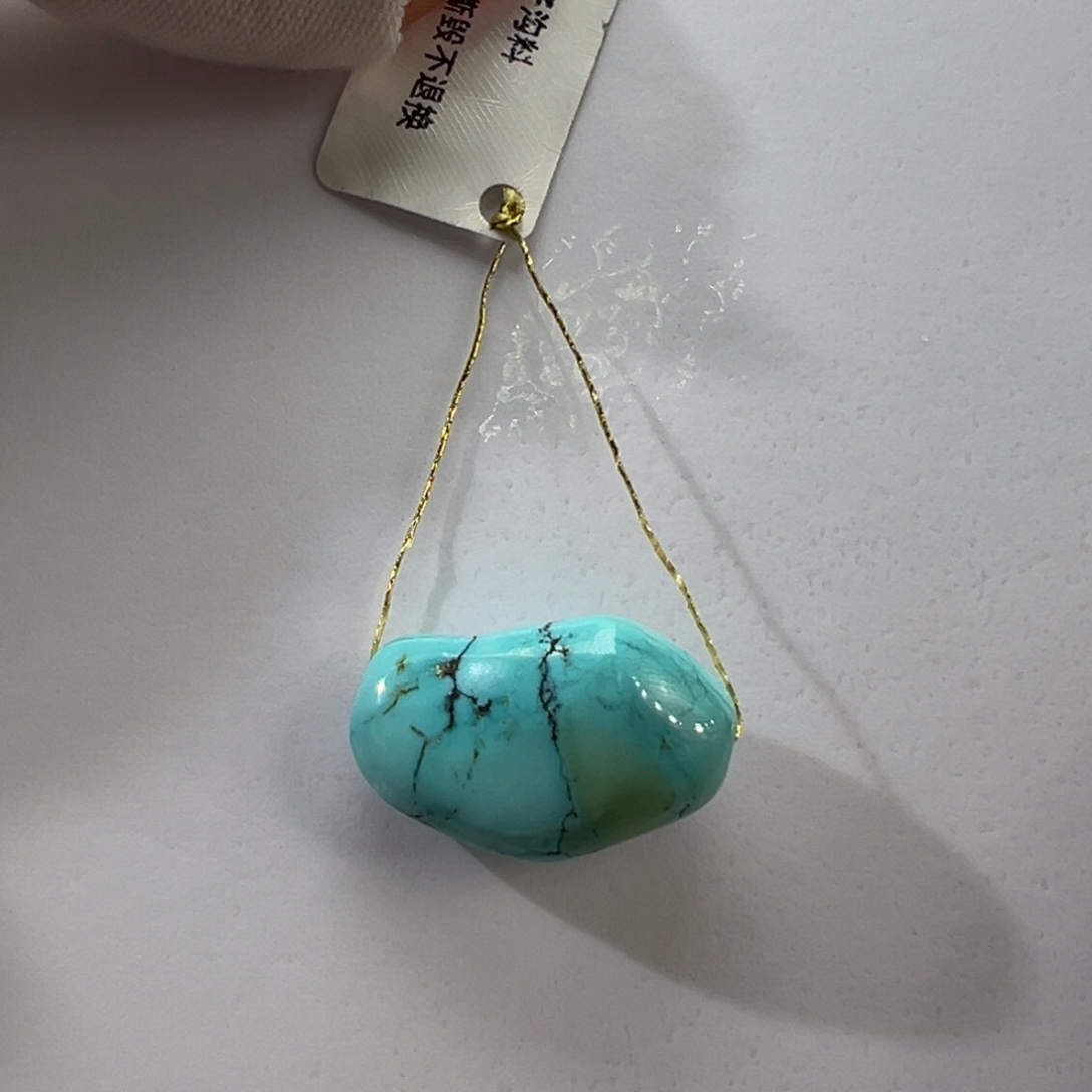 绿松石未镶嵌挂件