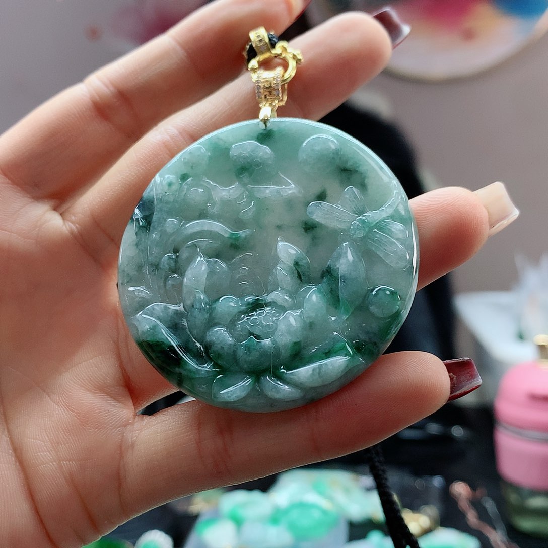 【闪购商品】翡翠吊坠(赠链)合金