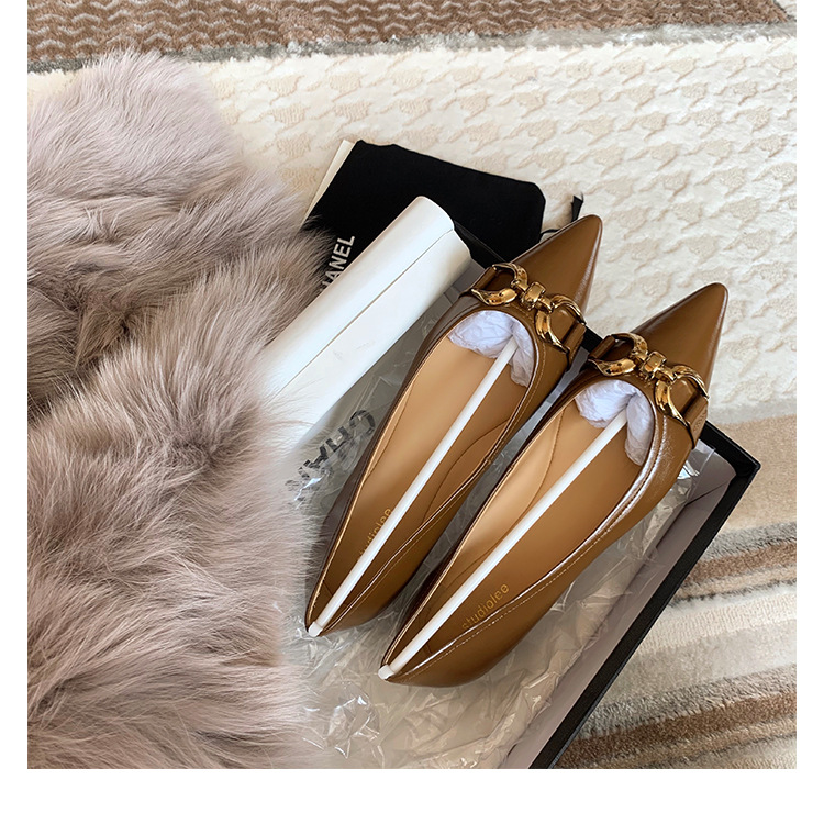 咖啡色A7676-2葡萄妈同款夏季小尖头马衔扣浅口平底休闲单鞋女